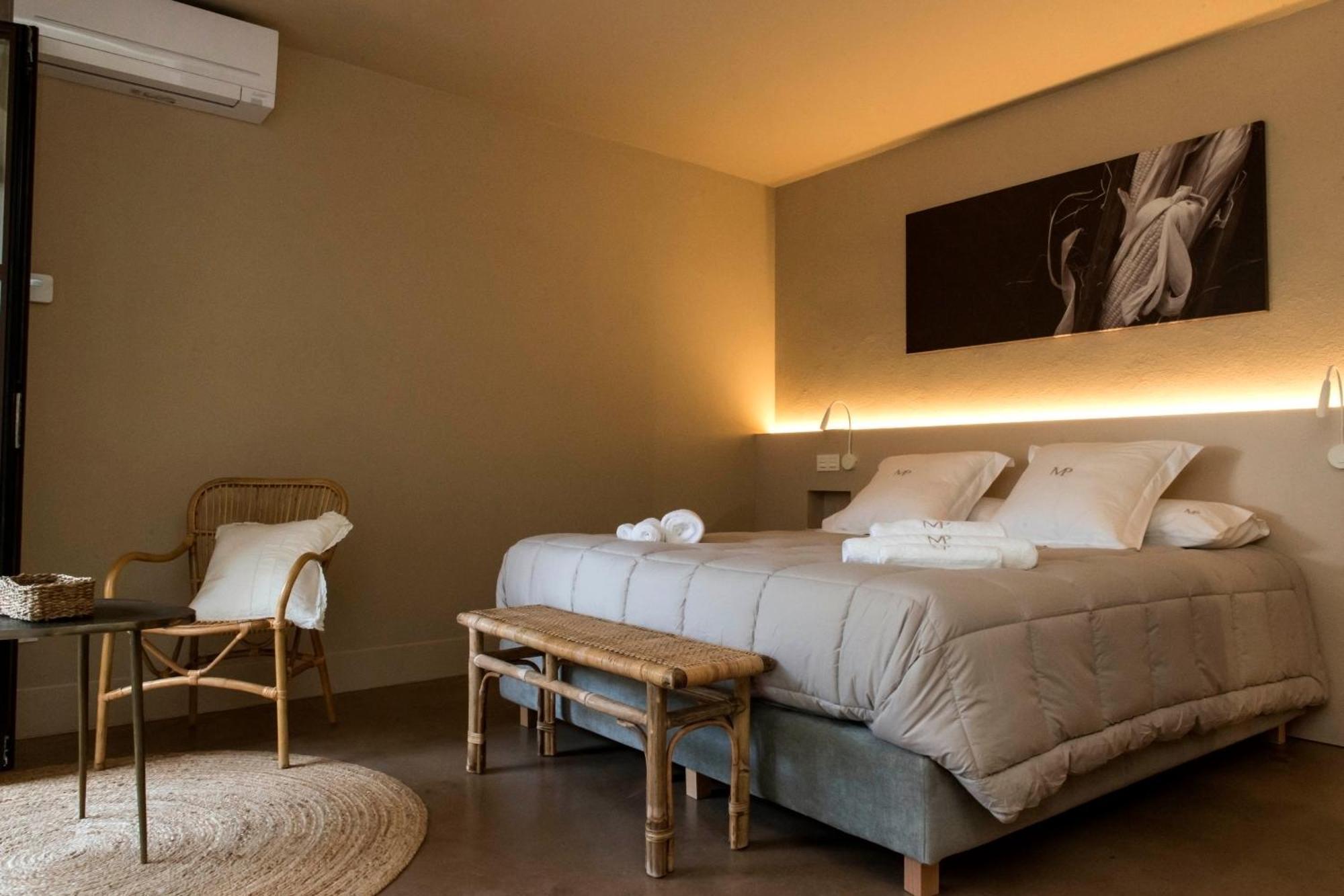 Bed and Breakfast Mas Pla Риудельотс-де-ла-Сельва Экстерьер фото