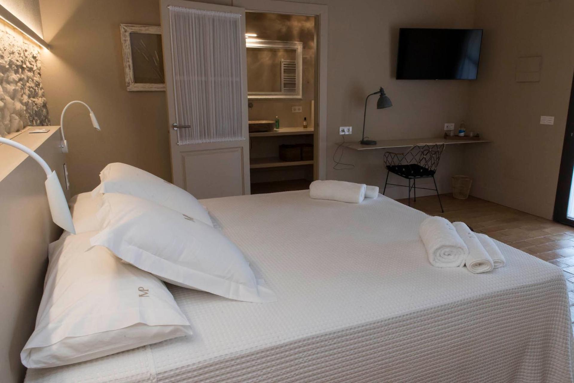 Bed and Breakfast Mas Pla Риудельотс-де-ла-Сельва Экстерьер фото
