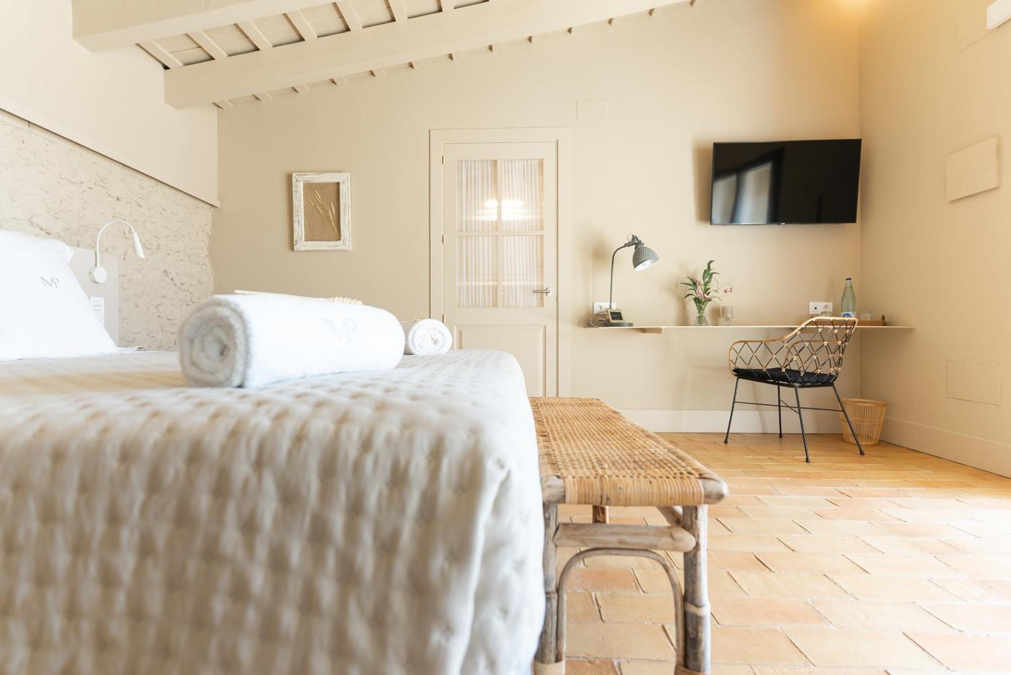 Bed and Breakfast Mas Pla Риудельотс-де-ла-Сельва Экстерьер фото