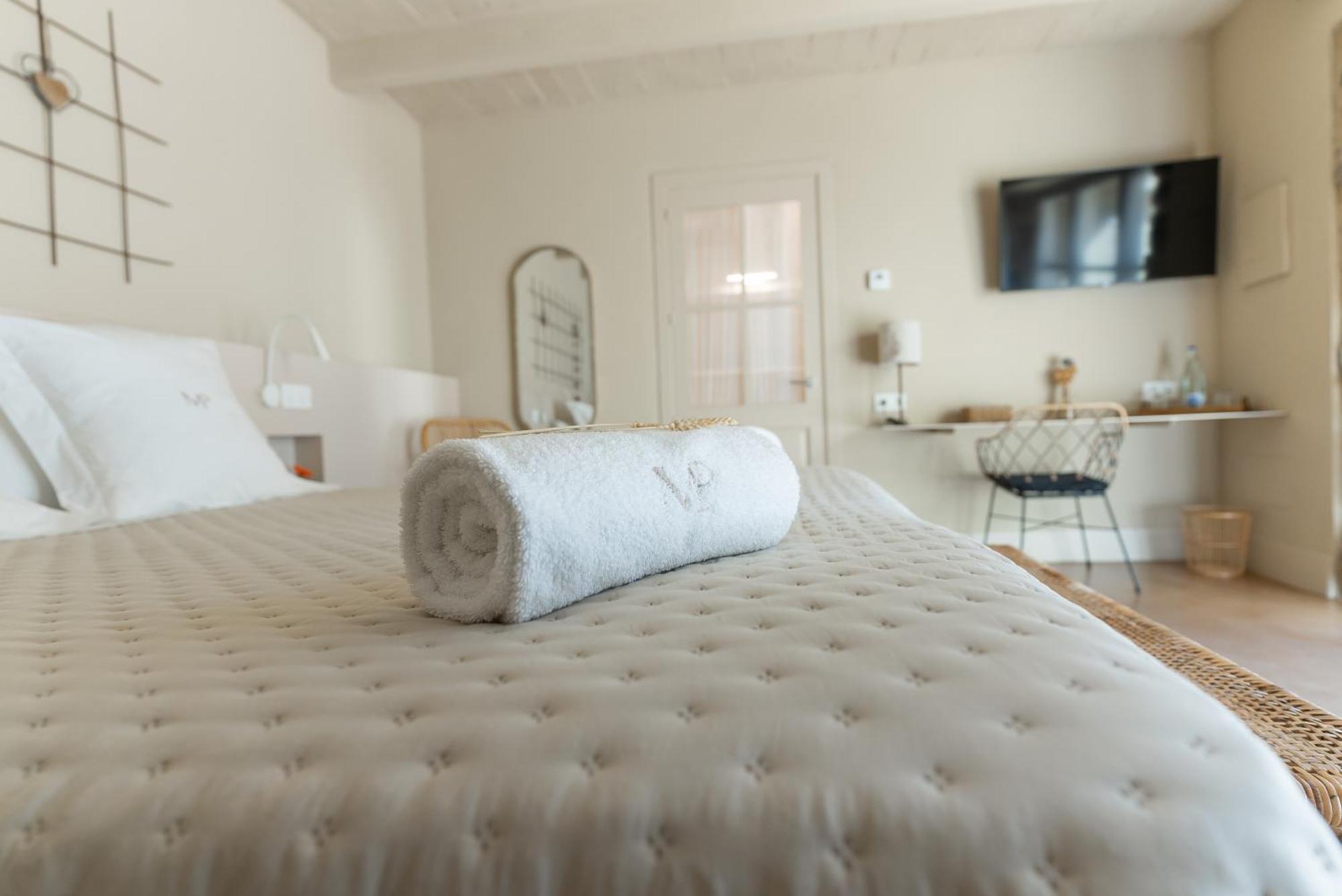 Bed and Breakfast Mas Pla Риудельотс-де-ла-Сельва Экстерьер фото