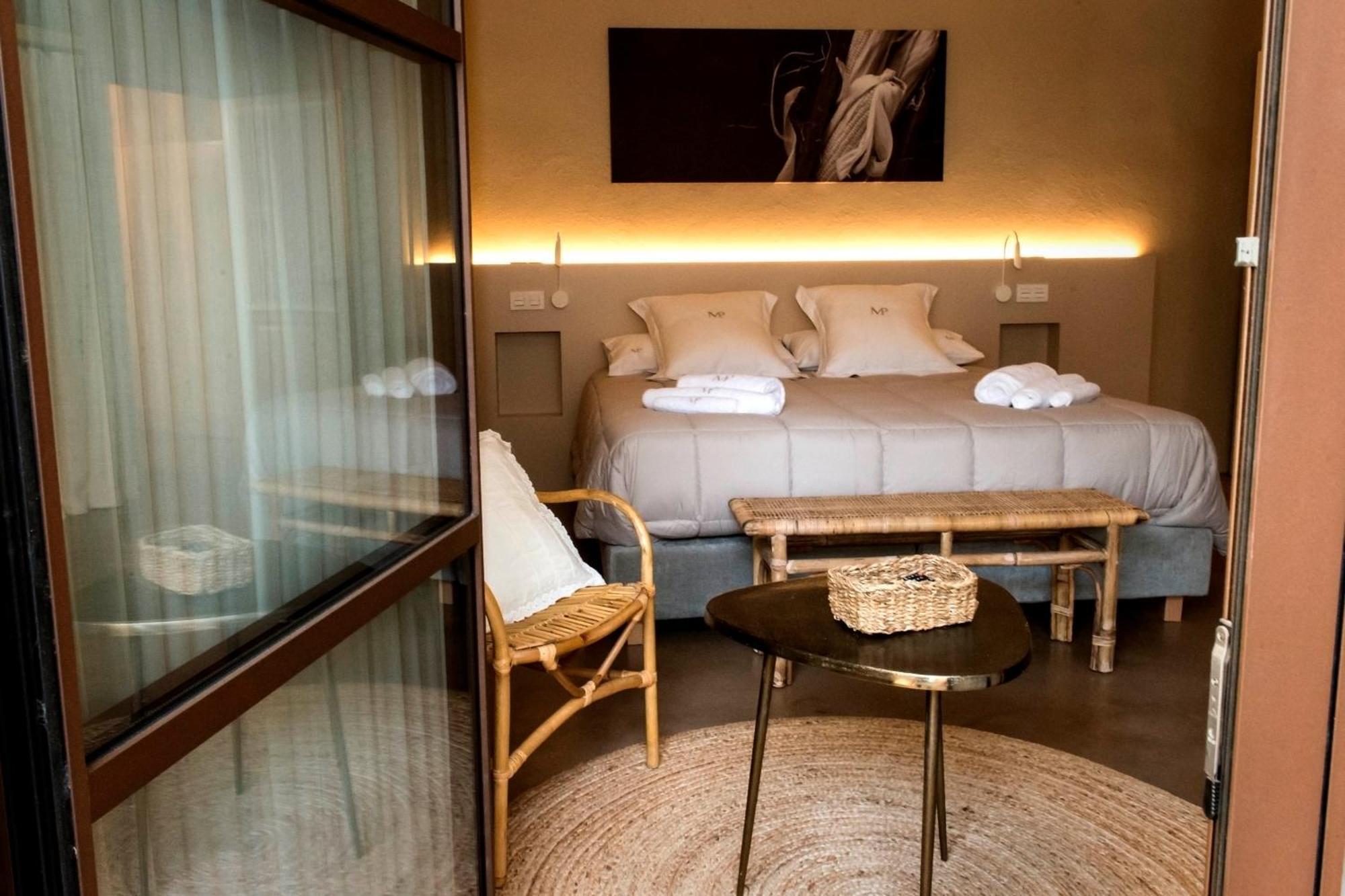 Bed and Breakfast Mas Pla Риудельотс-де-ла-Сельва Экстерьер фото